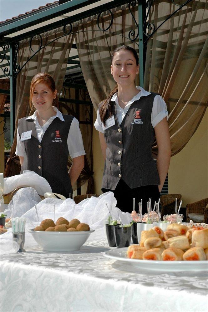 Hotel Ristorante La Torretta Bianze ภายนอก รูปภาพ