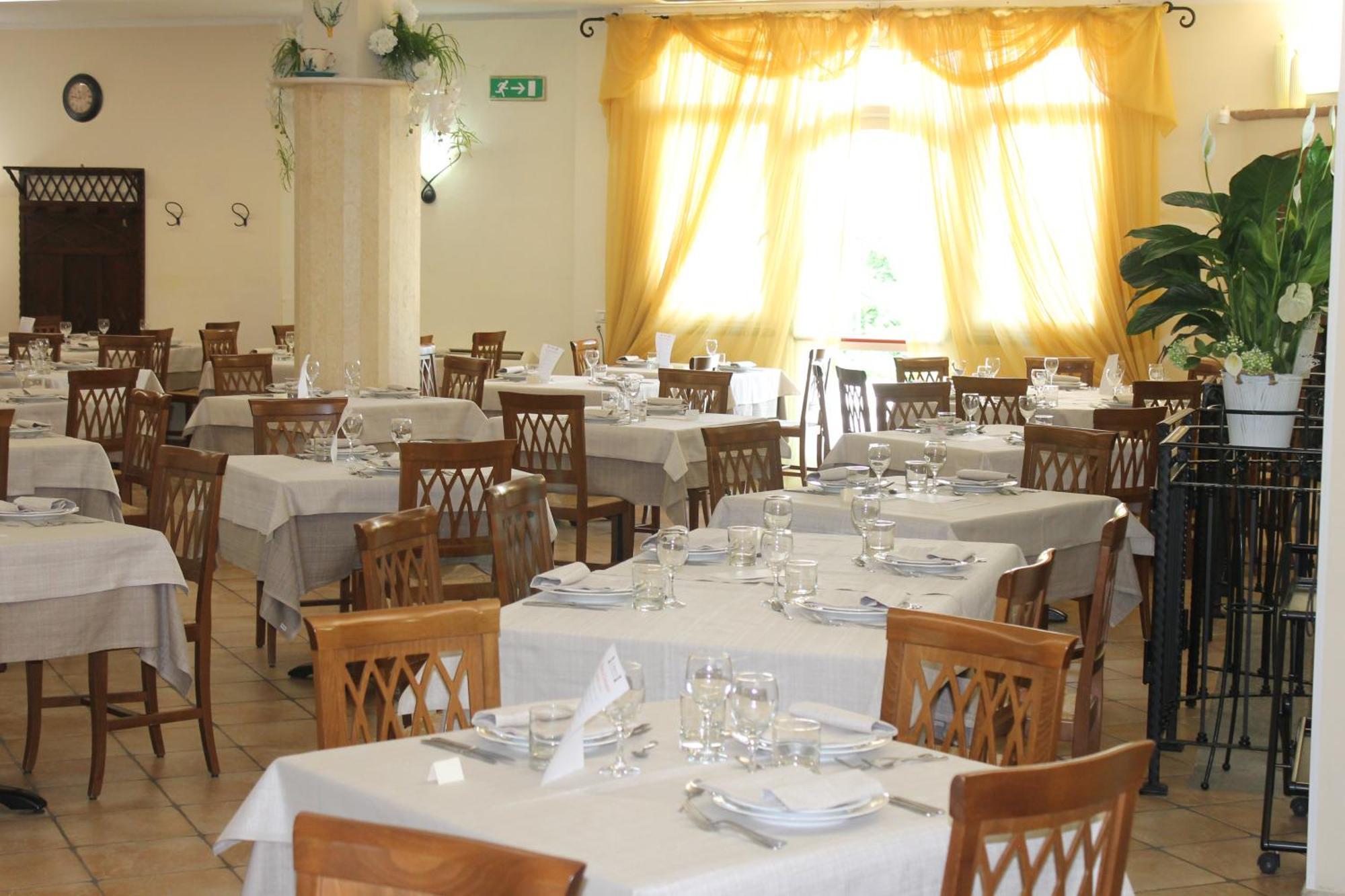 Hotel Ristorante La Torretta Bianze ภายนอก รูปภาพ