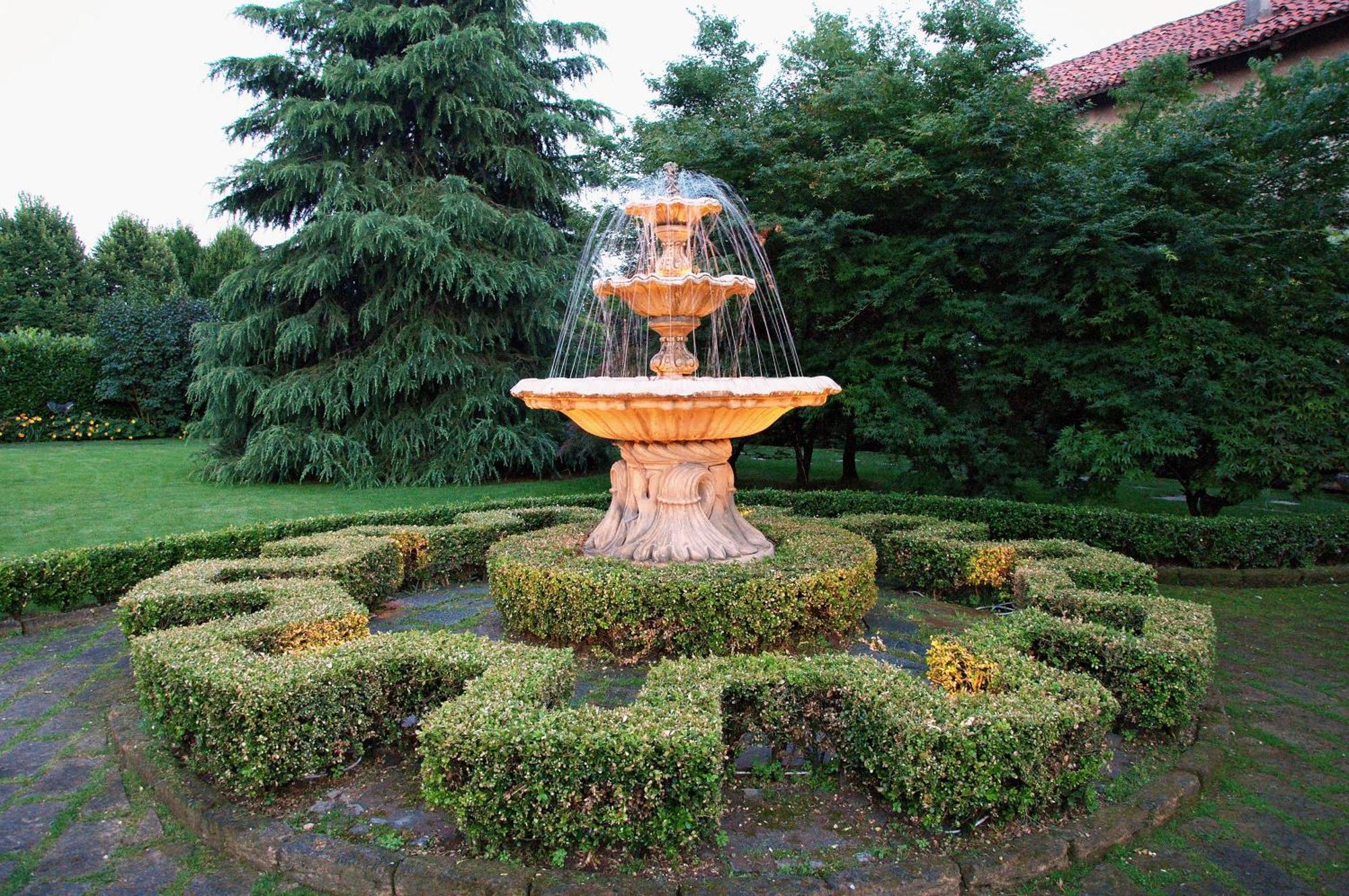 Hotel Ristorante La Torretta Bianze ภายนอก รูปภาพ