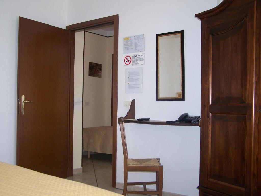 Hotel Ristorante La Torretta Bianze ห้อง รูปภาพ